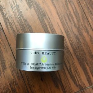Juice beauty anti wrinkle moisturizer